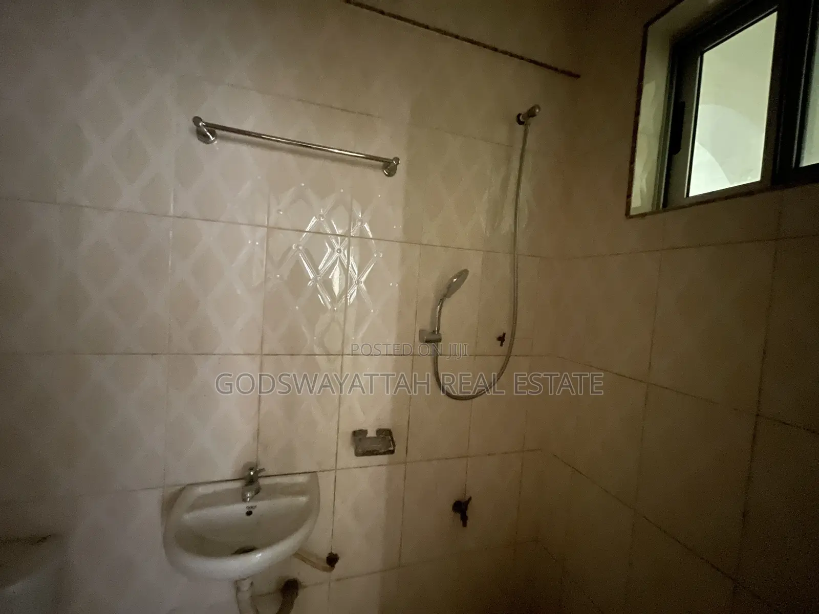 2bdrm Apartment in East Legon, Agbogba for rent