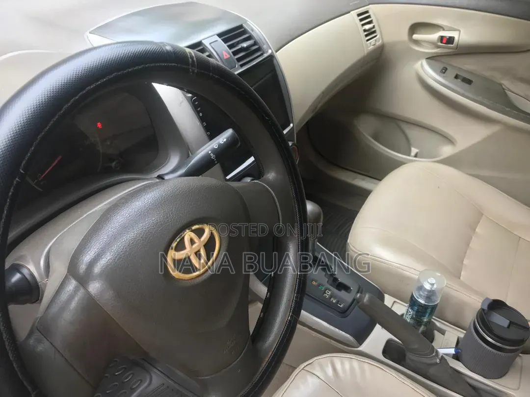 Toyota Corolla 1.8 Advanced 2009 Black