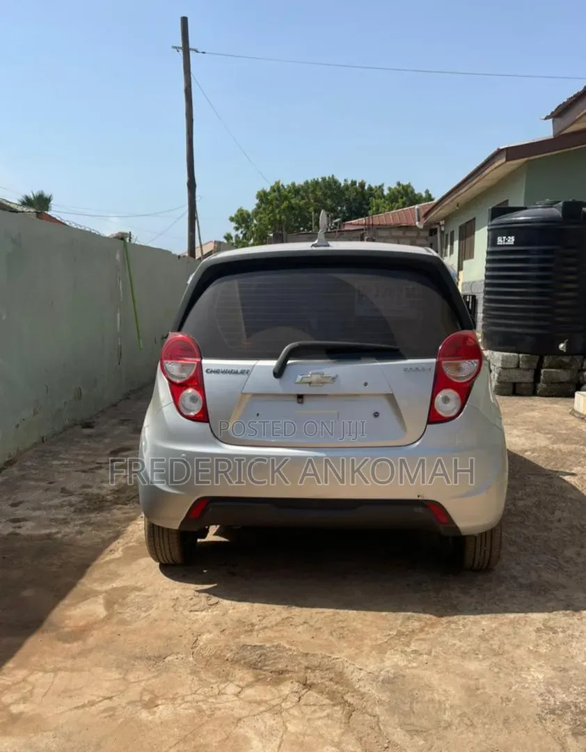 Chevrolet Spark 2014 Silver