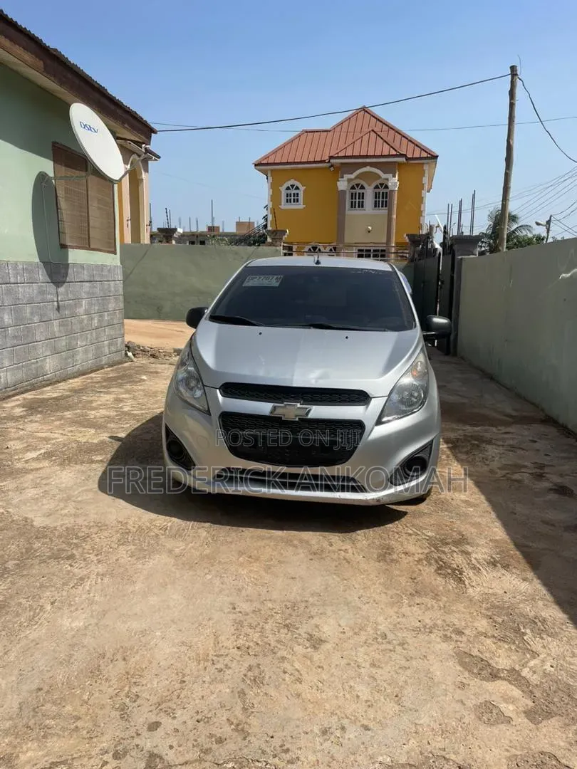 Chevrolet Spark 2014 Silver