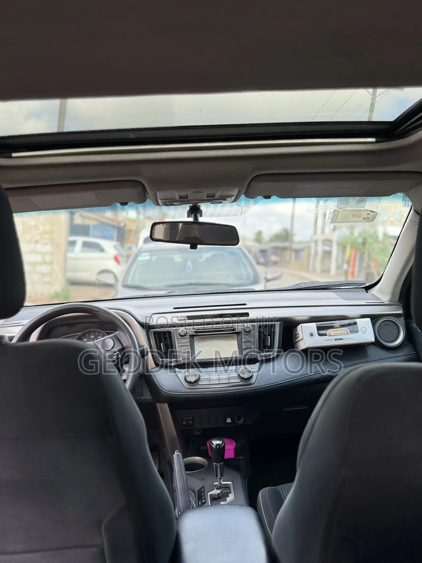 Toyota RAV4 LE 4dr SUV (2.5L 4cyl 6A) 2015 Beige