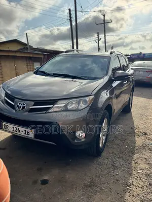 Toyota RAV4 LE 4dr SUV (2.5L 4cyl 6A) 2015 Beige