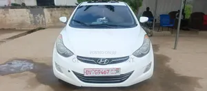Hyundai Elantra 2012 Off white
