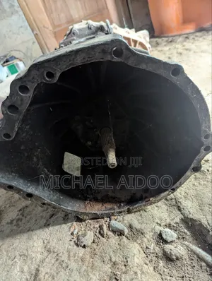 Nissan Hardbody Gearbox