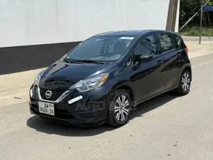 Nissan Versa 1.6 S 2019 Black