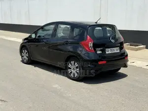 Nissan Versa 1.6 S 2019 Black