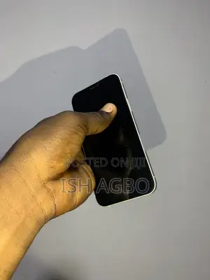 Apple iPhone 12 64 GB White