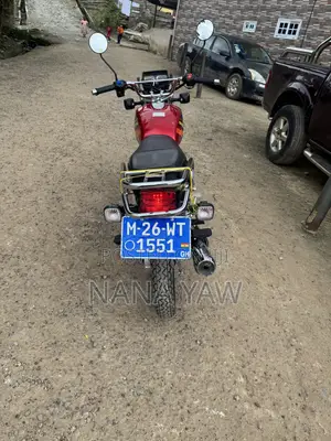 New Royal RY125 2025 Red