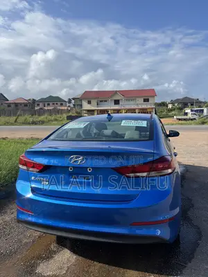 Hyundai Elantra SE Sedan FWD (2.0L 4cyl 6M) 2017 Blue