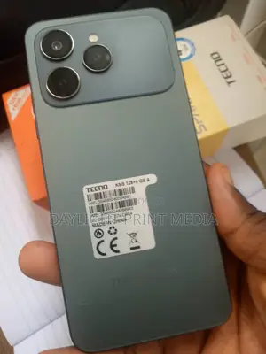 Tecno Spark 40 128 GB Black