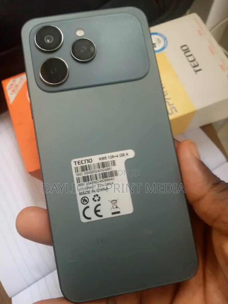 Tecno Spark 40 128 GB Black