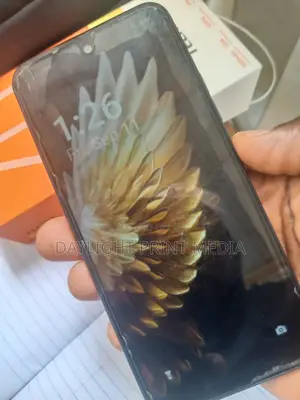 Tecno Spark 40 128 GB Black