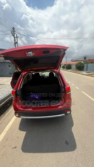 Mitsubishi Outlander 2016 Red