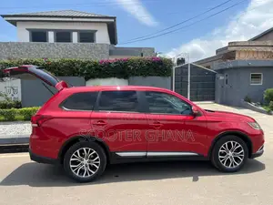 Mitsubishi Outlander 2016 Red