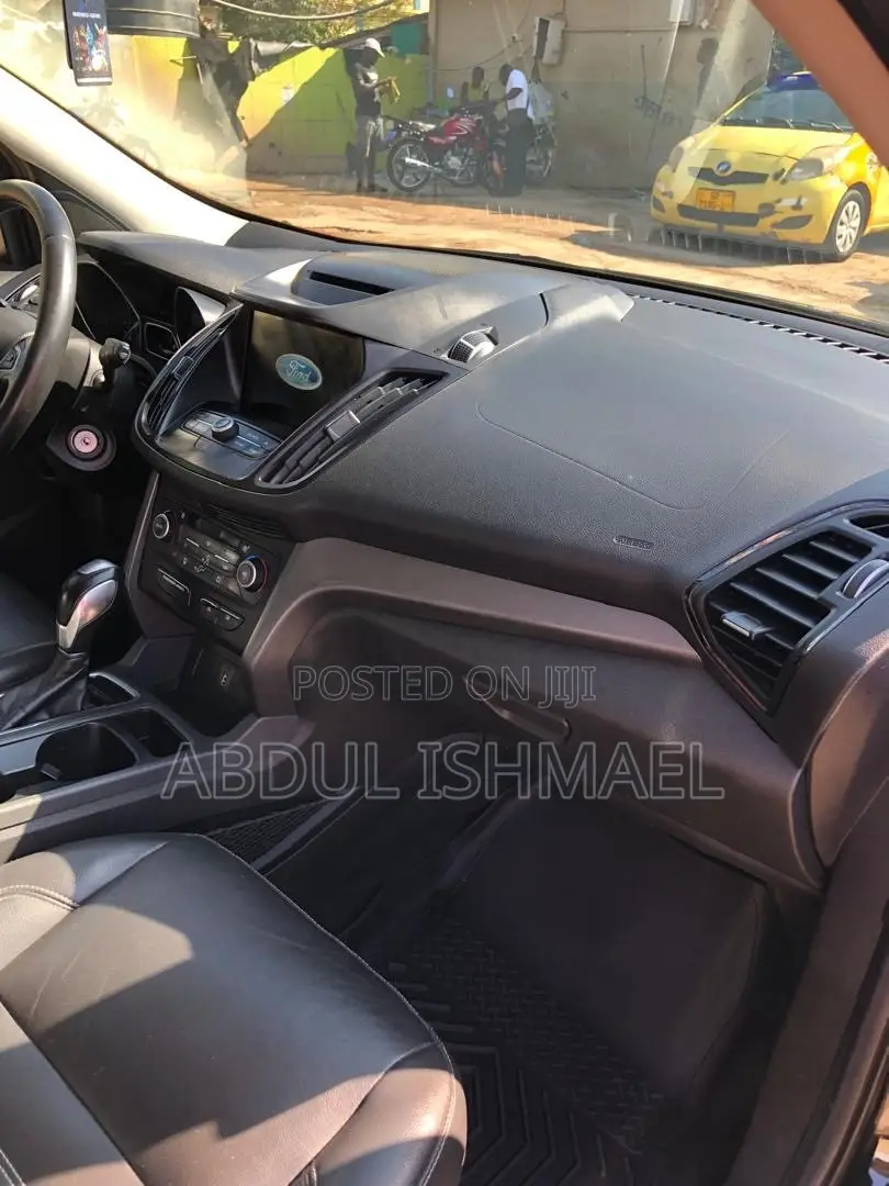 Ford Escape SEL FWD 2018 Black