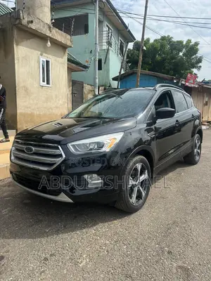 Ford Escape SEL FWD 2018 Black