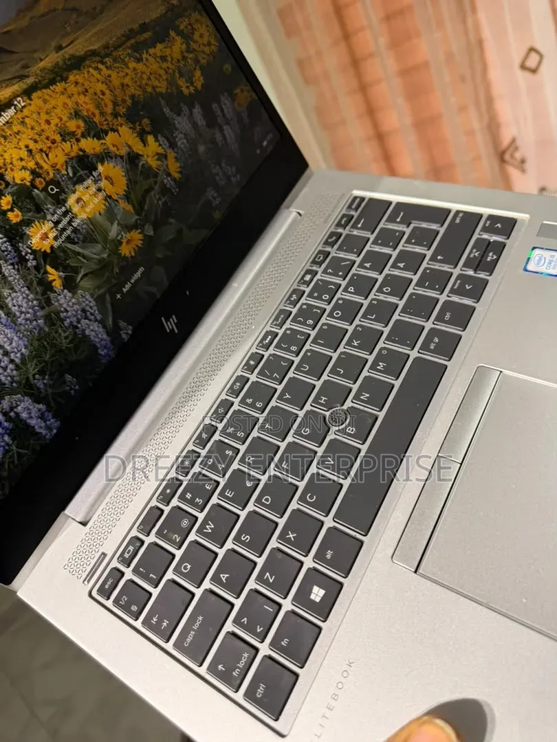 New Laptop HP EliteBook 840 G6 8GB Intel Core i5 SSD 256GB