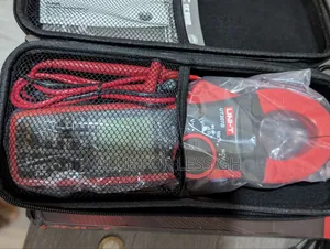 UNI-T Clamp Meter UT207B