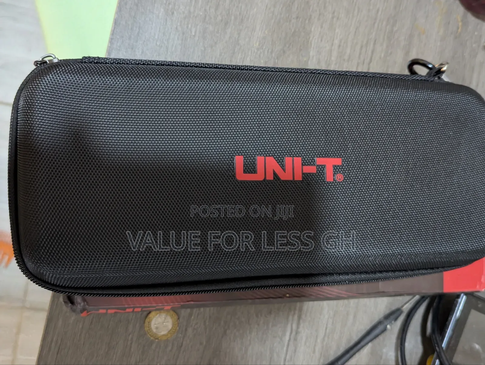 UNI-T Clamp Meter UT207B