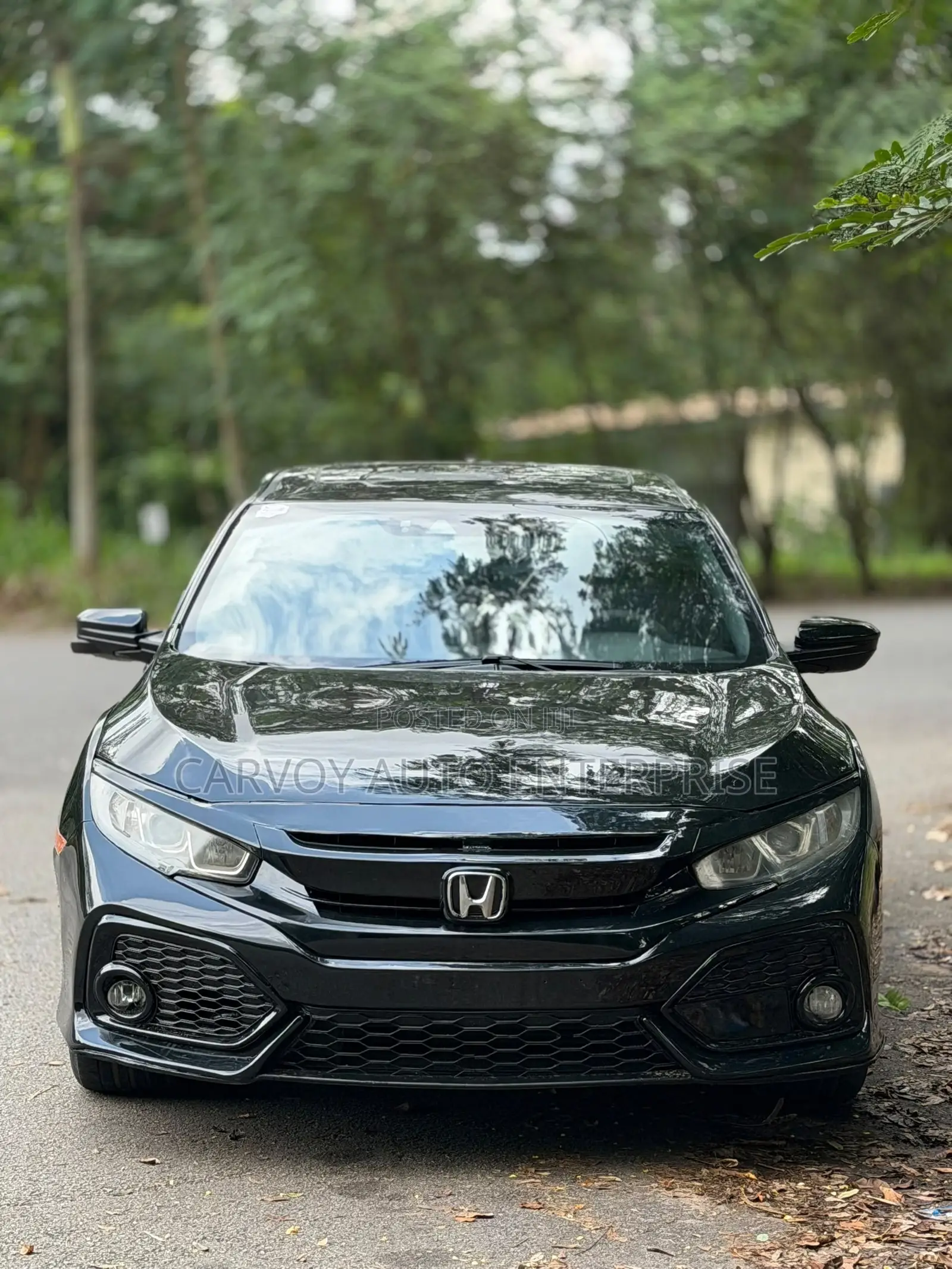Honda Civic EX Hatchback 2019 Blue