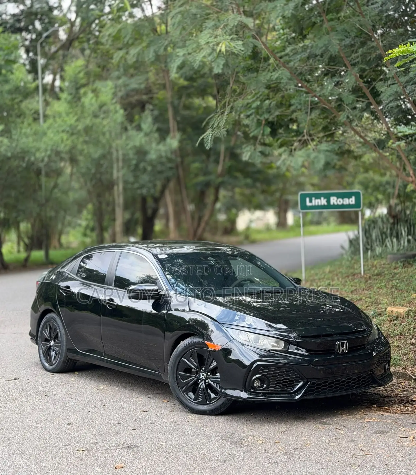 Honda Civic EX Hatchback 2019 Blue