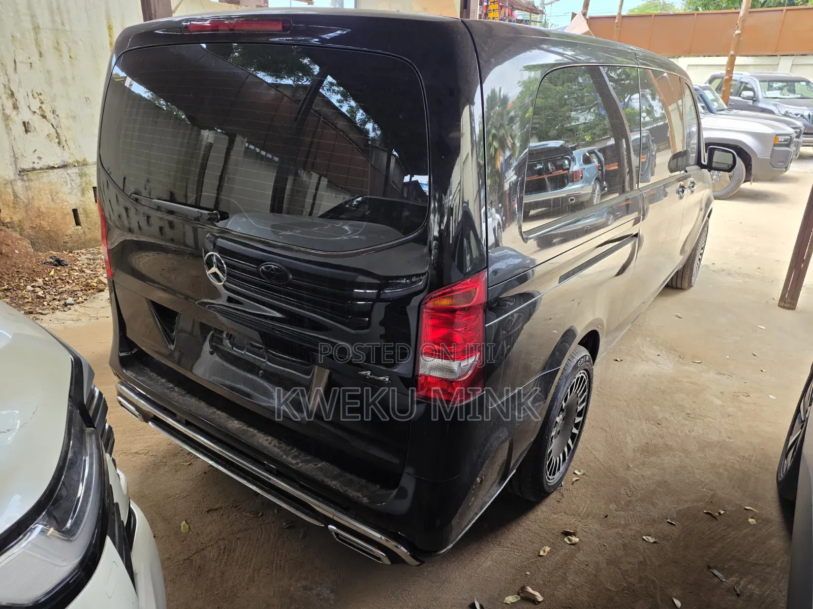 Mercedes-Benz V-Class 2022 Black