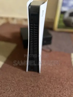 PS5 Disc Edition (CFI-1115A) - 825GB, Excellent Condition