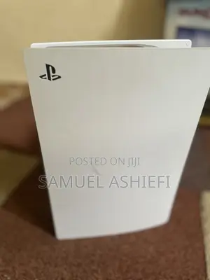 PS5 Disc Edition (CFI-1115A) - 825GB, Excellent Condition
