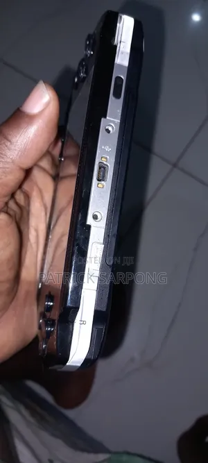 PSP Handled Console