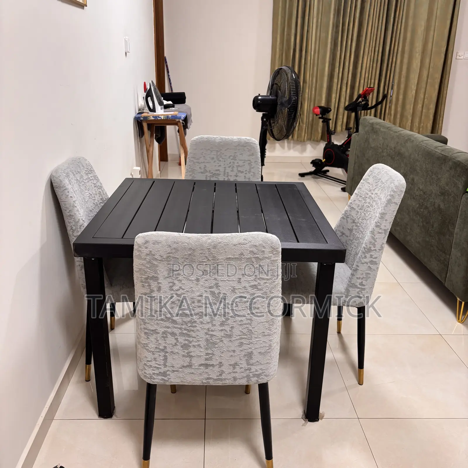 Dining Table With 4 Chairs