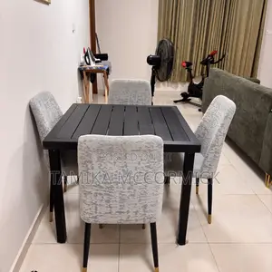 Dining Table With 4 Chairs