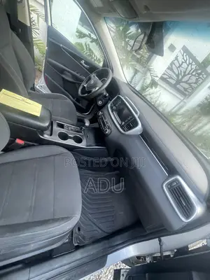 Kia Sorento 2019 Silver