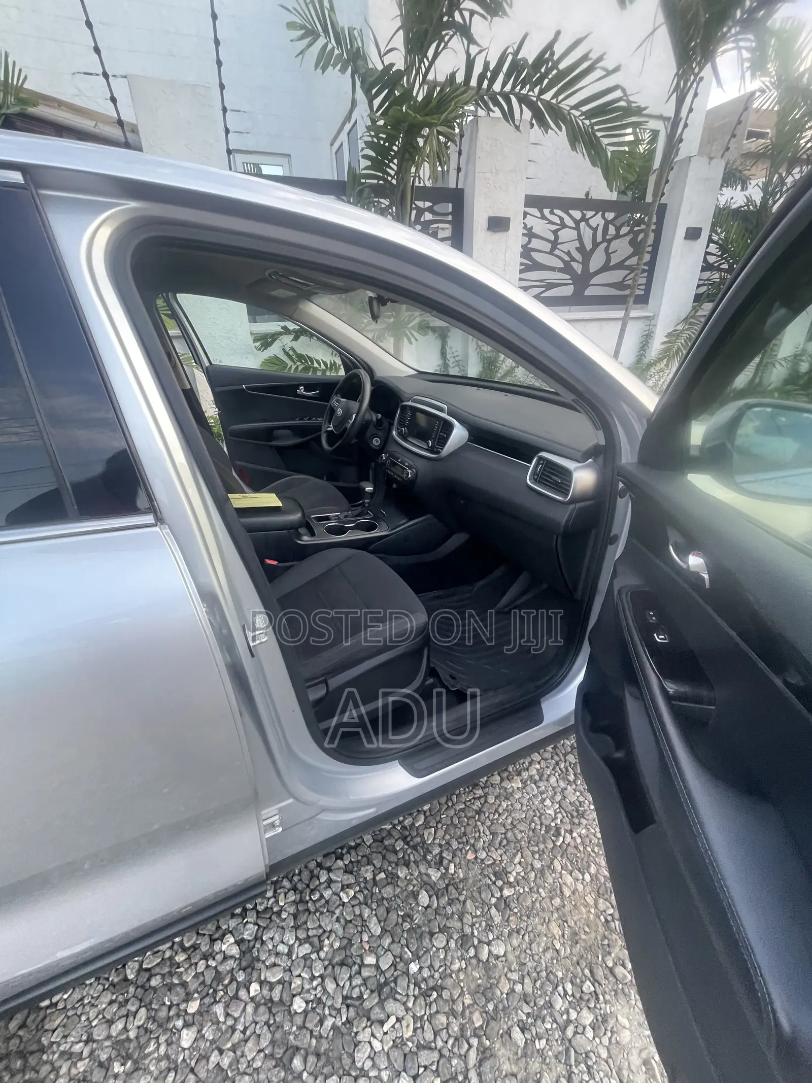 Kia Sorento 2019 Silver