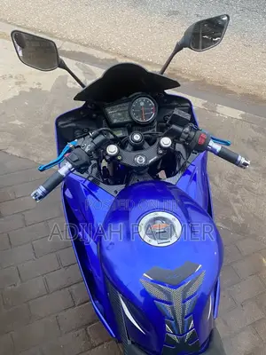 Yamaha R1 2021 Blue