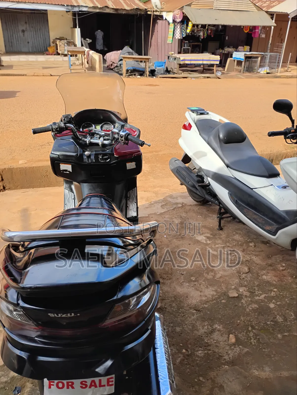 Suzuki Burgman 2025 Black