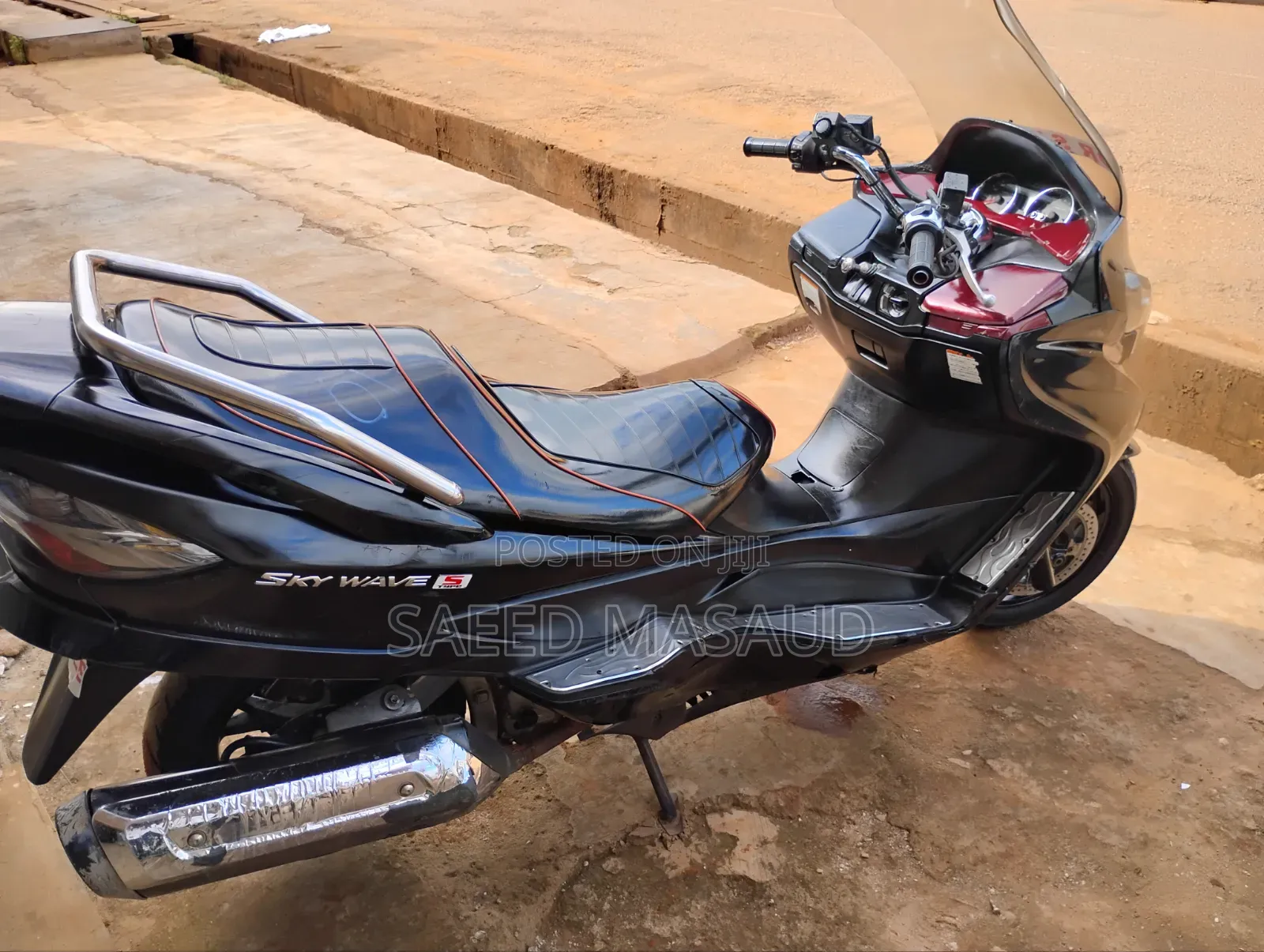 Suzuki Burgman 2025 Black