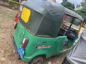 TVS King Deluxe Plus iTouch Start 2026 Green