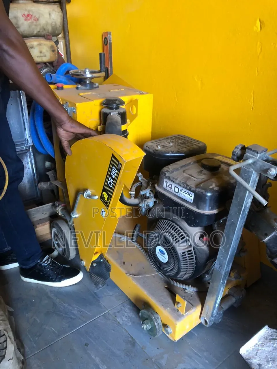 Concrete and Asphalt Cutter