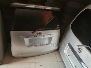 Toyota Voxce