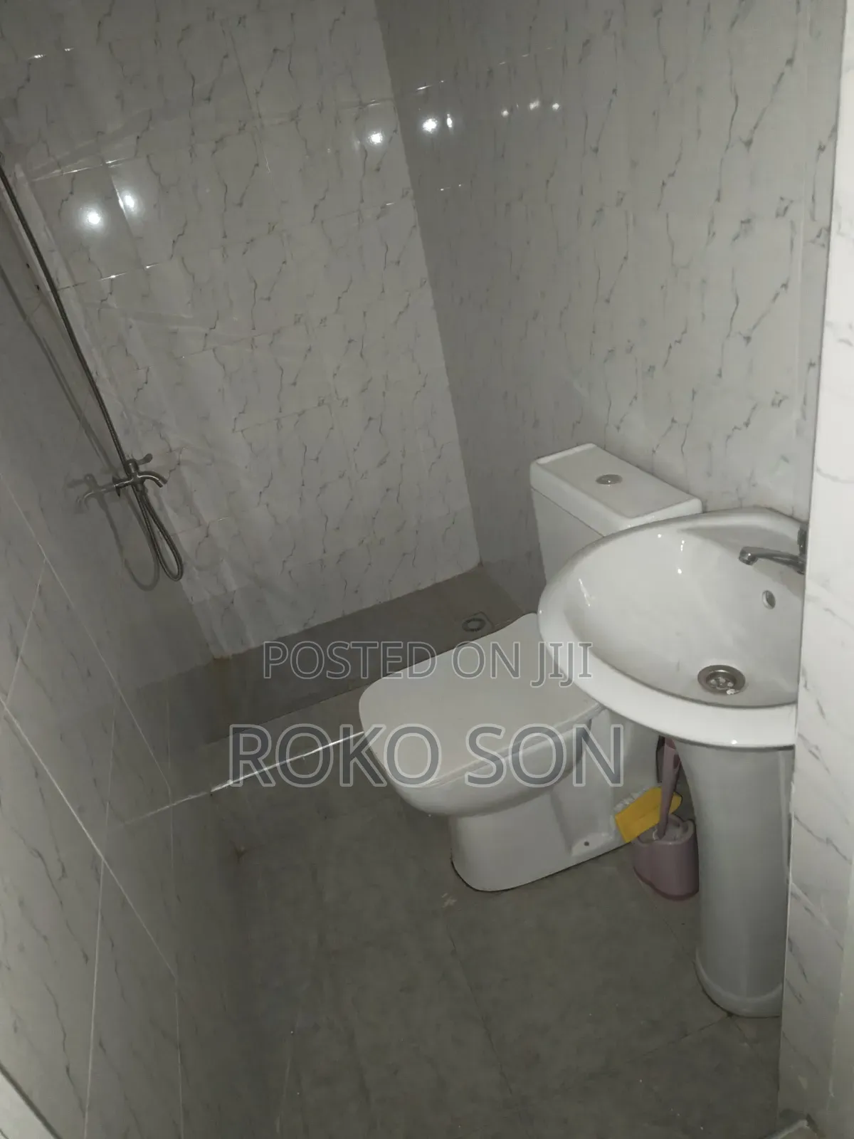 Mini Flat in Dr Roko, CP for rent