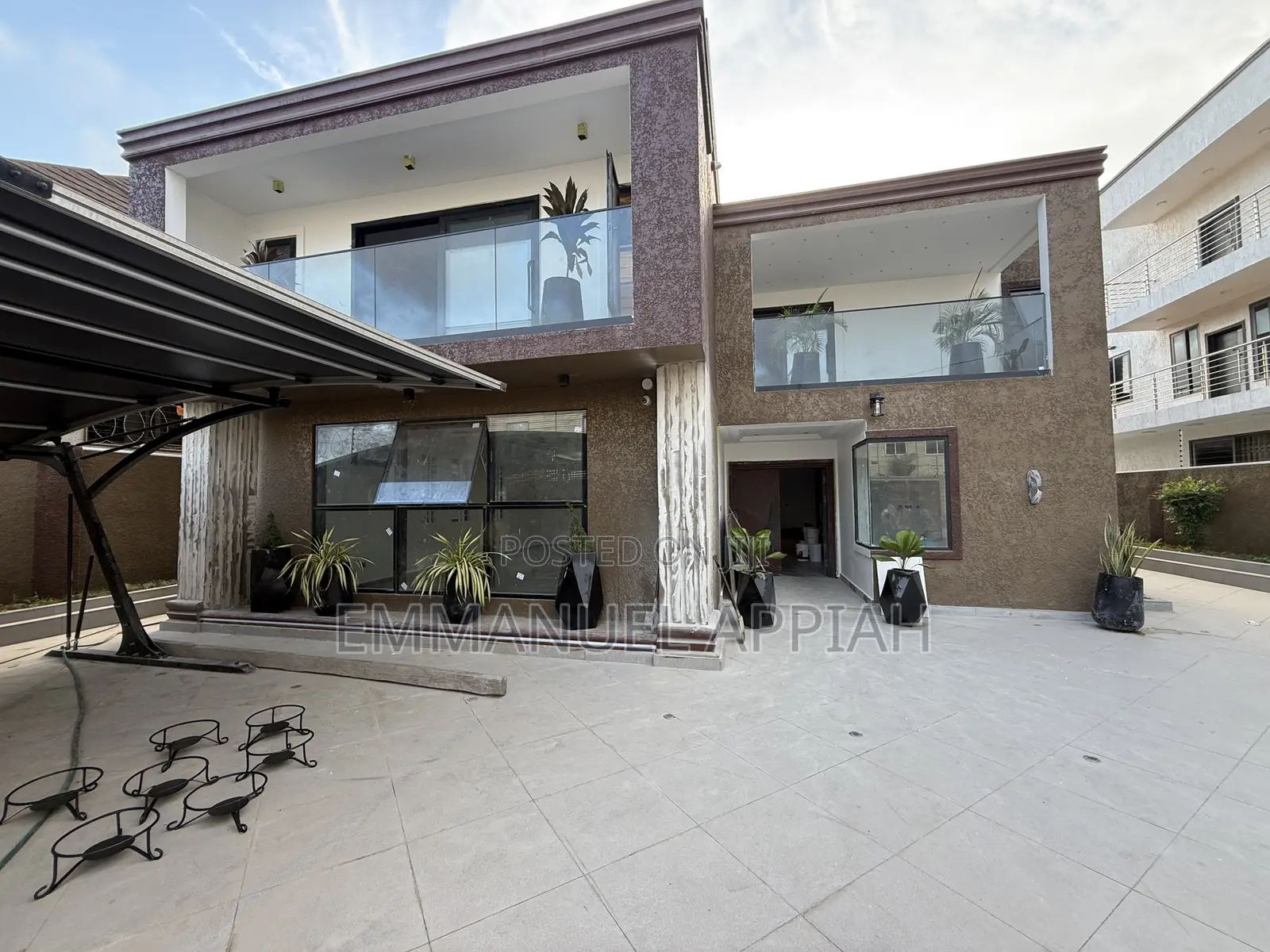 6bdrm House in Weija Choice, Accra Metropolitan for sale