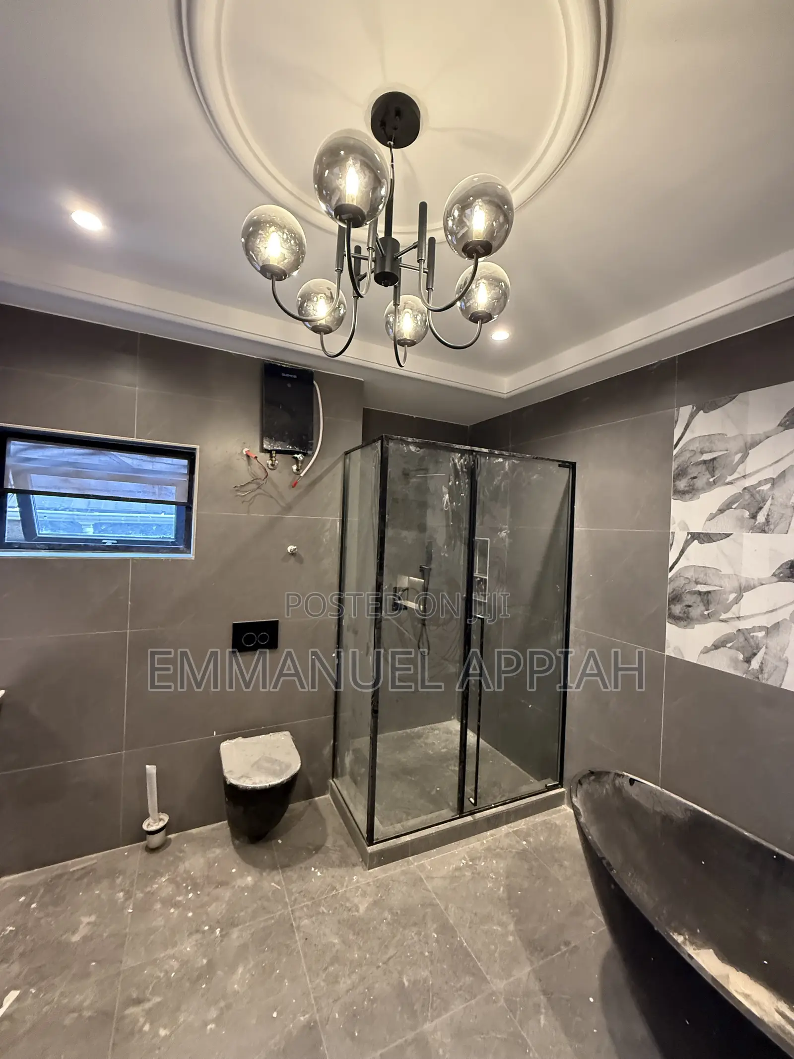 6bdrm House in Weija Choice, Accra Metropolitan for sale