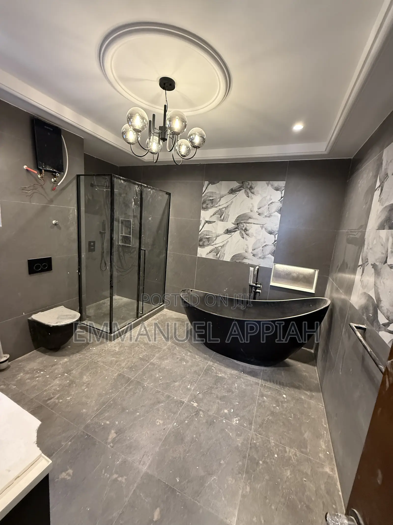 6bdrm House in Weija Choice, Accra Metropolitan for sale