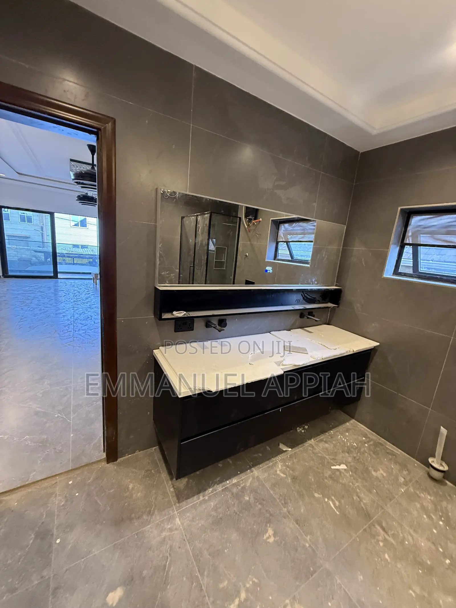 6bdrm House in Weija Choice, Accra Metropolitan for sale