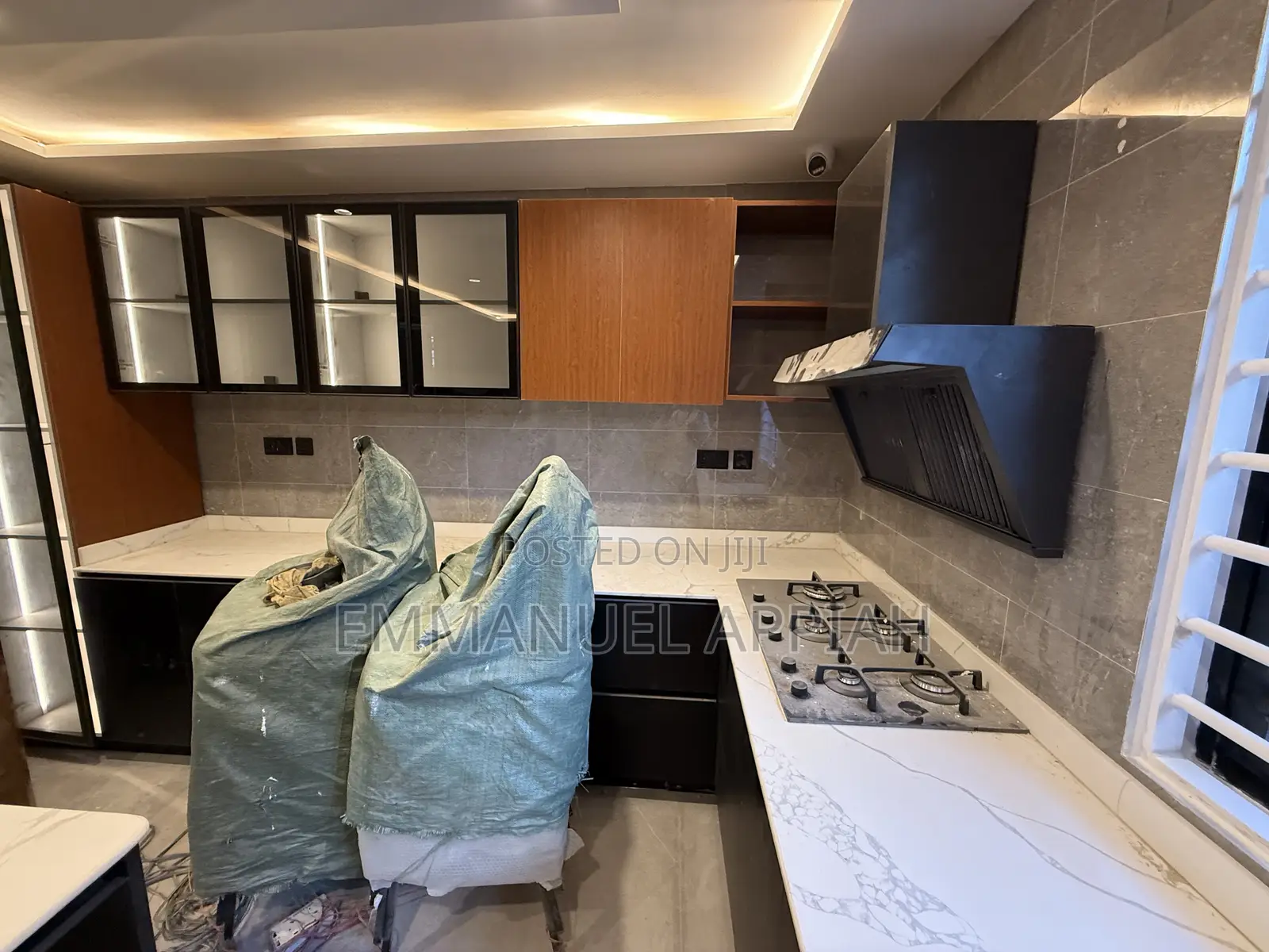 6bdrm House in Weija Choice, Accra Metropolitan for sale