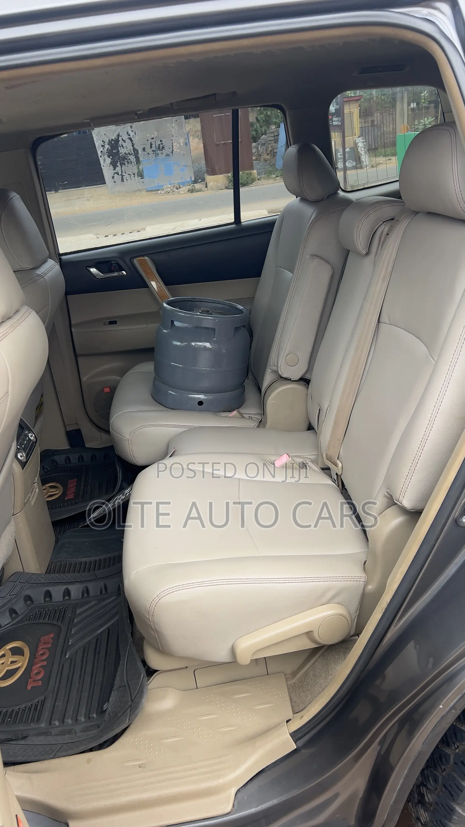 Toyota Highlander Hybrid Limited 2010 Gray