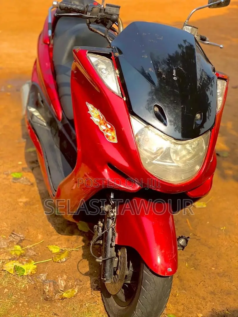 Yamaha Majesty 2018 Red