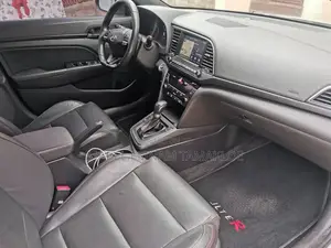 Hyundai Elantra Sport 2018 Silver
