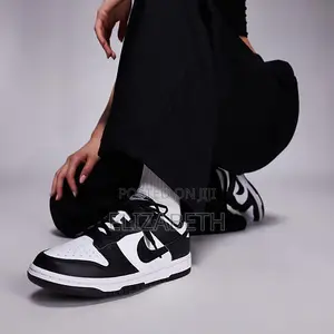 Nike Dunk Low - (Panda Dunks)