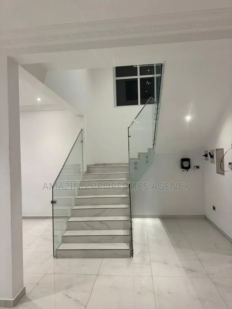 4bdrm House in Tseaddo for rent